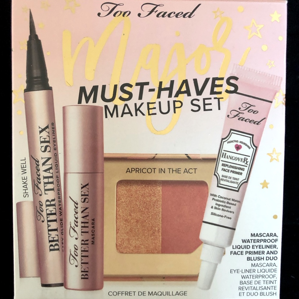 Too Faced Make up set Apricot In The Act New in box